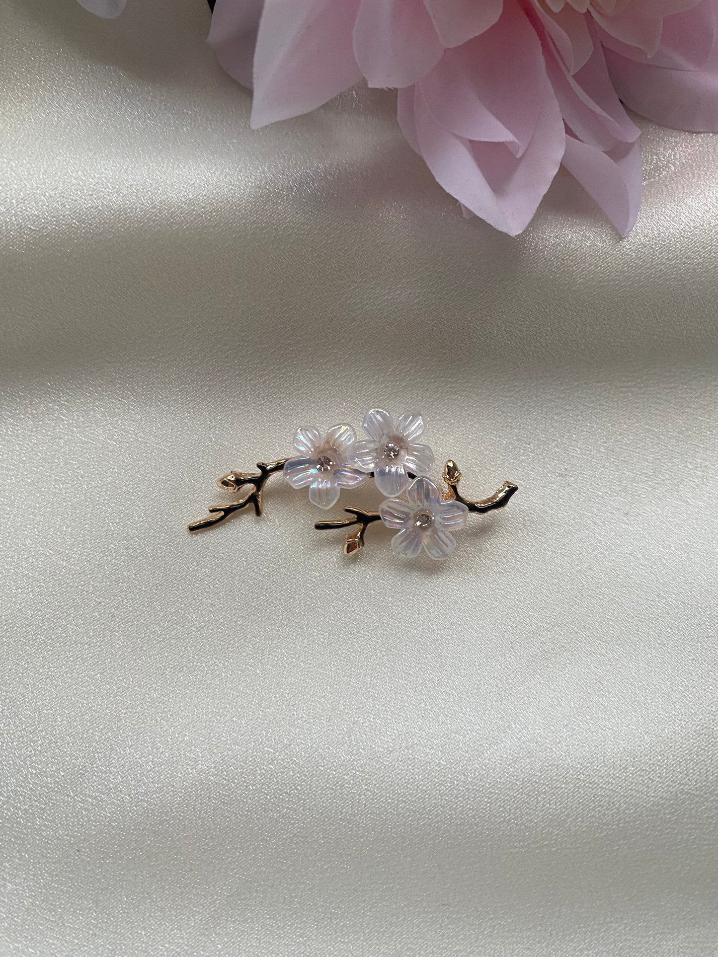 Bahar Dalı Çiçek Broş