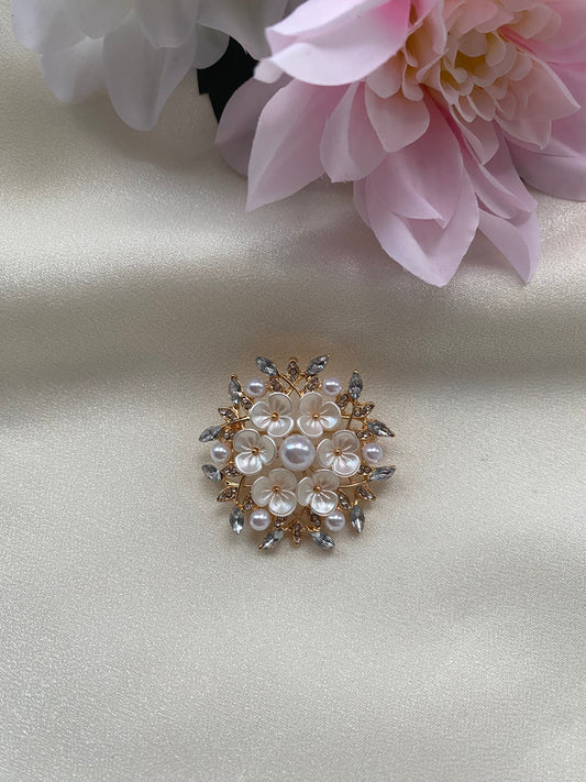 İncili Taşlı Çiçek Broş