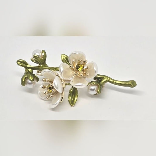 Yasemin Çiçeği Bahar Dalı Broş