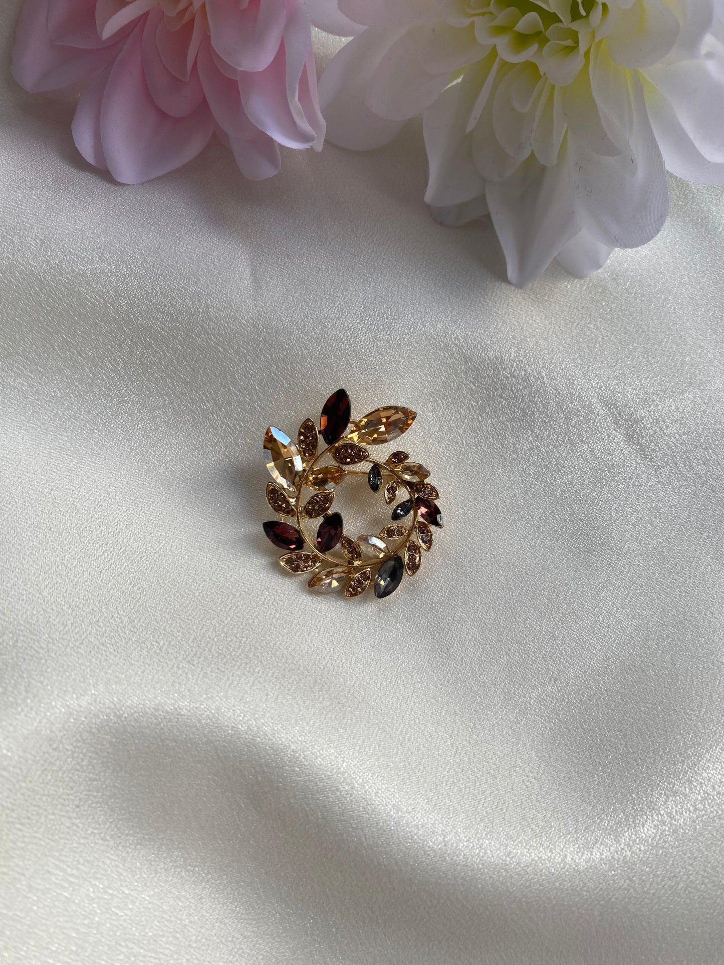 Zeytin Dalı Çelenk Broş